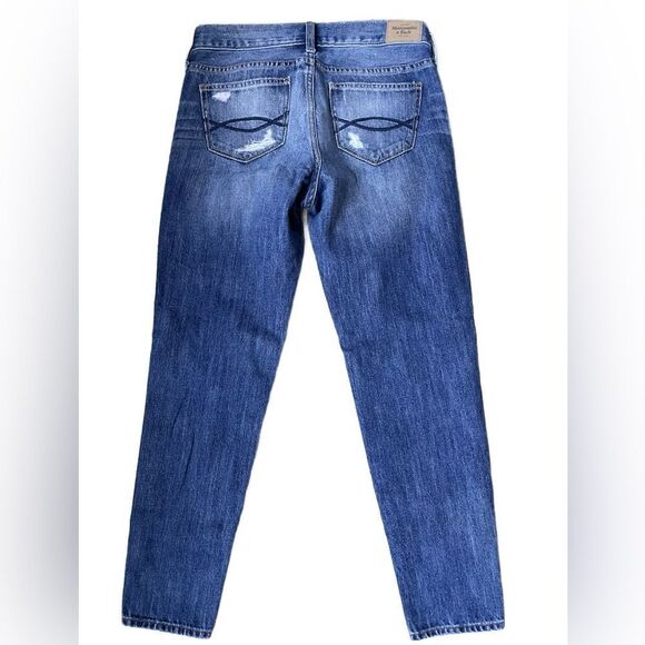 Abercrombie & Fitch Medium Wash Distressed Skinny Jeans (Size: 0/25) - Picture 2 of 12